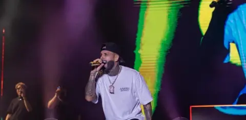 Nicky Jam llena el Óvalo de la Feria Ganadera con su Bohemio World Tour