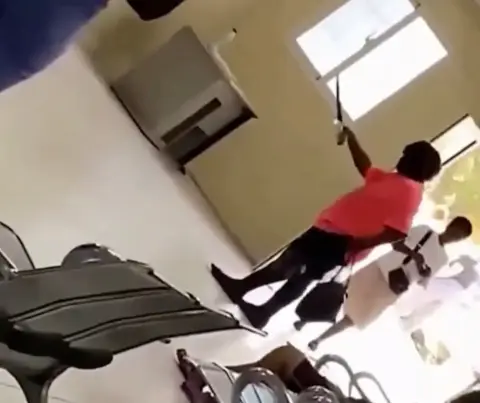 Incidente genera momentos de tensión en el Hospital Jaime Mota
