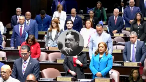 Cámara de Diputados rinde homenaje póstumo al locutor Francis Méndez