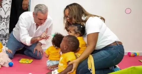 Abinader inaugura centro de atención infantil para 250 niños en San Cristóbal